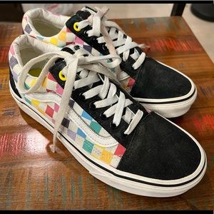 VANS RAINBOW CHECKERBOARD OLD SKOOL SHOES